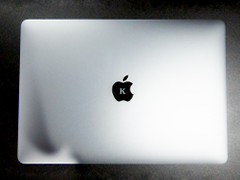 配信用MacBook Air１台イメージ